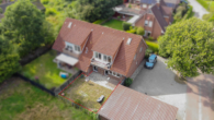 Kapitalanleger aufgepasst - vermietete Erdgeschosswohnung in einem 4-Familienhaus in Aurich-Walle! - Gartenansicht - Drohne