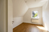 Wohnen in Stadtnähe - Einfamilienhaus in zentraler Lage - Kinderzimmer