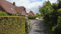 Tolle Oberwohnung mit Garage und Gartenanteil - Zufahrt