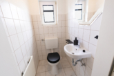 Tolle Oberwohnung mit Garage und Gartenanteil - WC