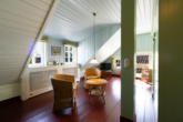 Besondere Lage am Kutterhafen – Ferienhaus mit Hafen- und Weitblick über das Weltnaturerbe Wattenmeer - Wohnbereich Dachgeschoss