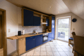 Gepflegte Dachgeschosswohnung mit traumhafter Aussicht in unmittelbarer Nähe zum Wolfsmeer - Küche