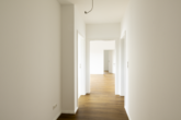 Lichtdurchflutete 3-Zimmer-Dachgeschosswohnung – Neubau in Top-Zentrumslage - Flur