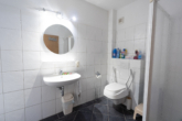 Barrierearmes Wohnen in der Wittmunder Innenstadt - 2-Zimmer-Wohnung mit Loggia - Badezimmer