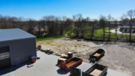 Neubau! 3 x Hallenabteil mit jeweils 200 m² im Gewerbegebiet Schirum zu vermieten! - Blick seitens Zufahrt