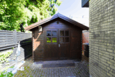 Einfamilienhaus mit Entwicklungspotential in begehrter Wohnlage! - Gartenhütte