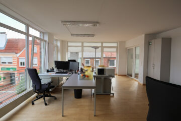 Lichtdurchflutete, barrierearme Wohnung im Stadtzentrum von Aurich! 26603 Aurich, Etagenwohnung